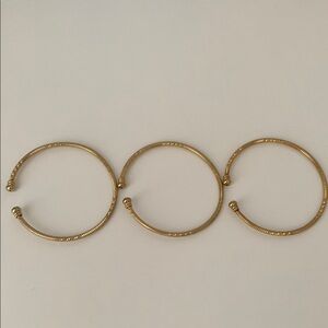 Elegant Gold plated Bangle Set